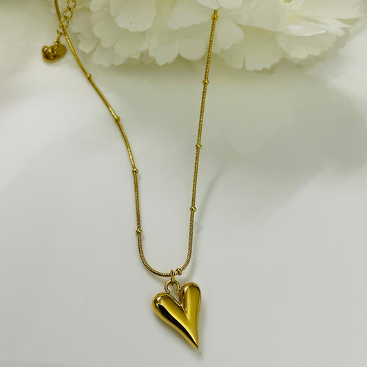 Elise Heart necklace