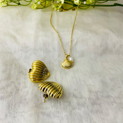 Seashell Starfish Pearl Necklace