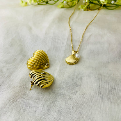 Seashell Starfish Pearl Necklace