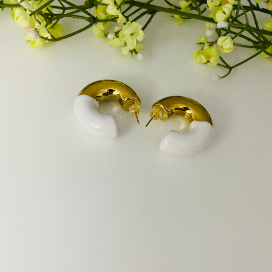 White Wood chunky earrings
