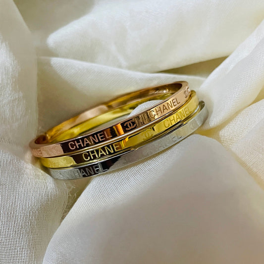 Charm bracelet for women
